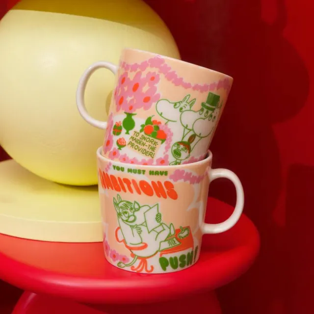 Moomintroll Rebel Club Boss Lady mug 0,4 L vitroporcelaine