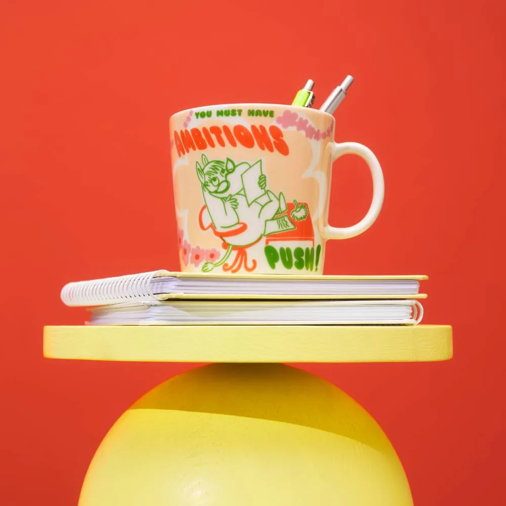 Moomintroll Rebel Club Boss Lady mug 0,4 L vitroporcelaine