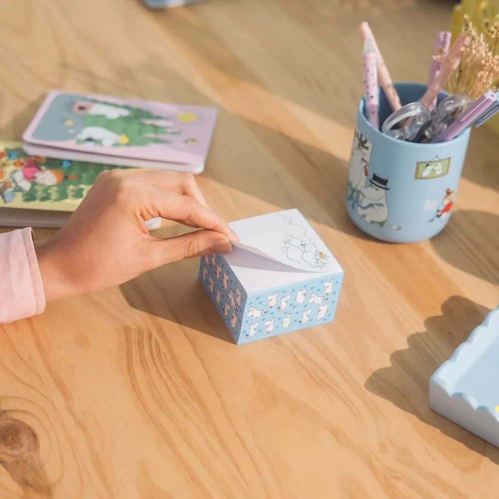 Moomintroll pot à crayons bleu clair céramique famille