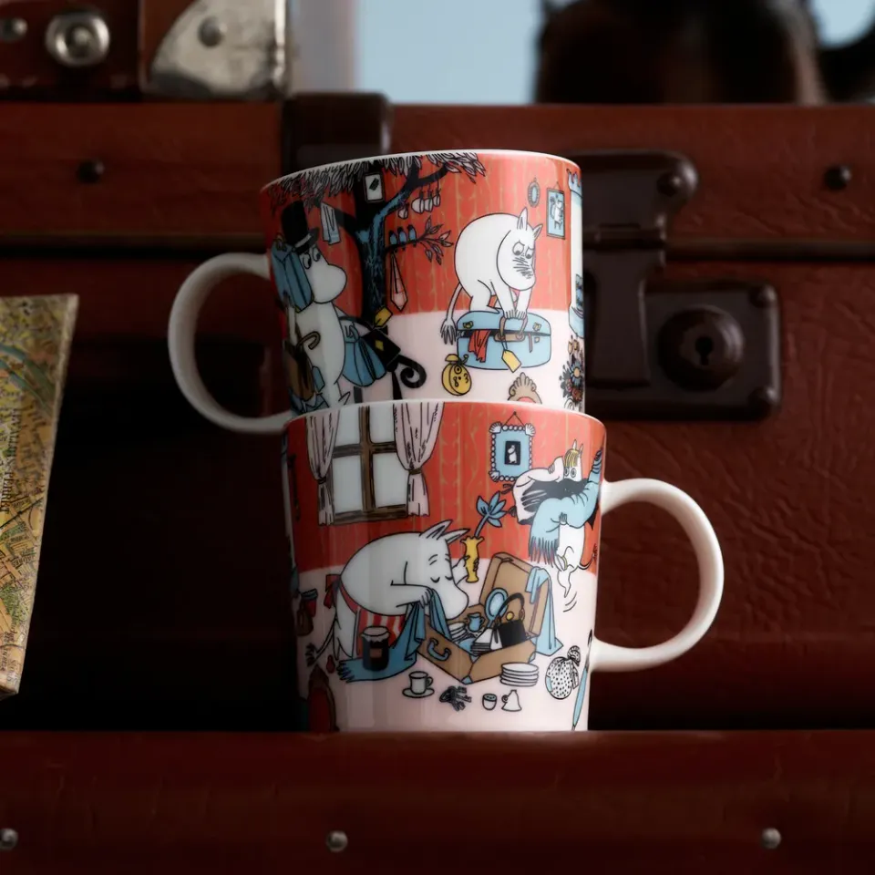 Moomintroll Holiday Rush mug 0,3 L vitroporcelaine