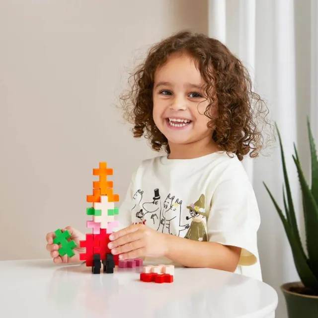 Moomintroll Little My tube construction 15 pieces