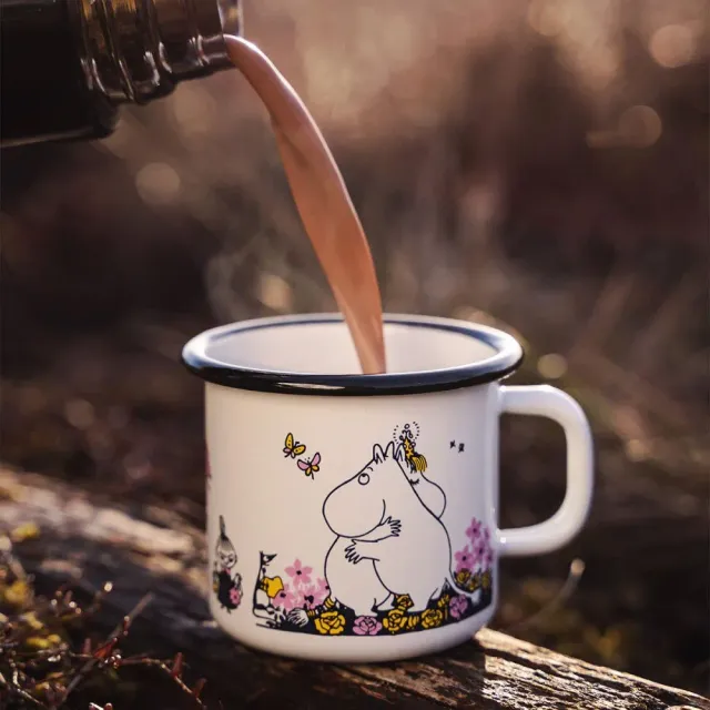 Moomintroll Hug mug émail