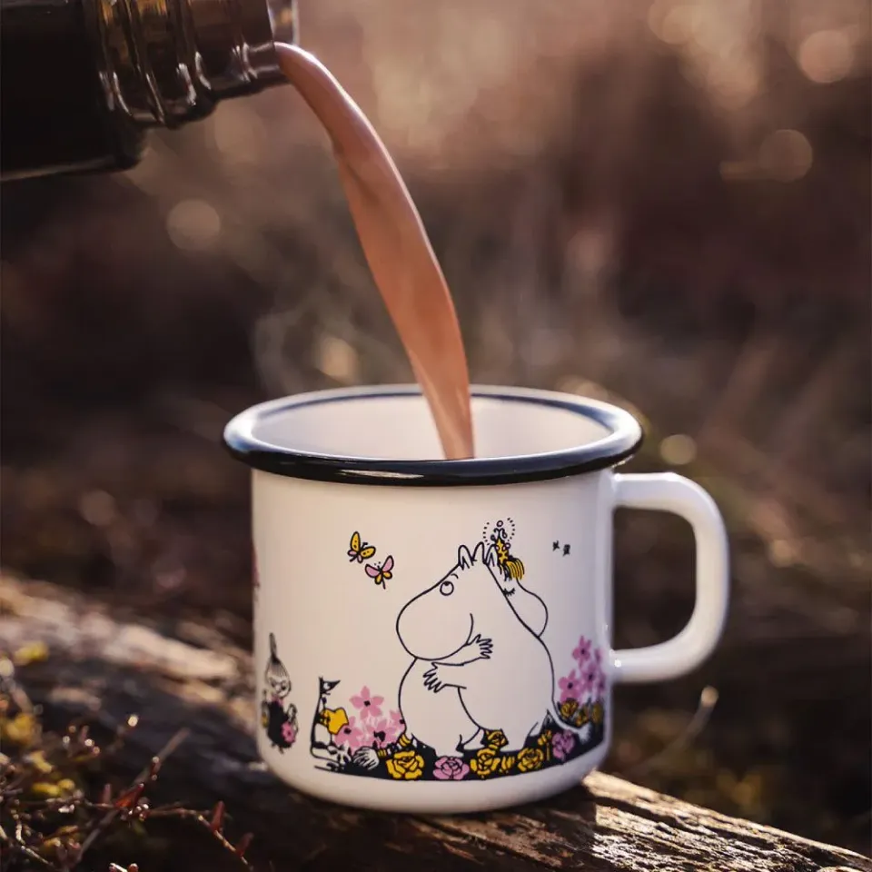Moomintroll Hug mug émail