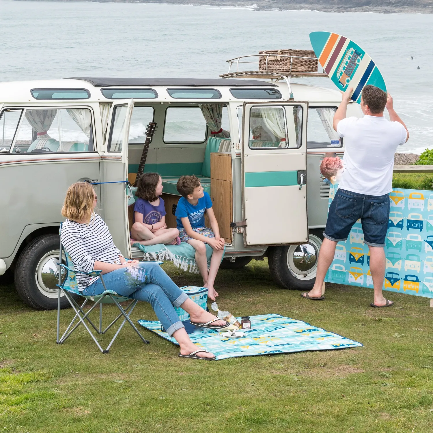 Brisa VW T1 Combi chaise camping pliable bleue