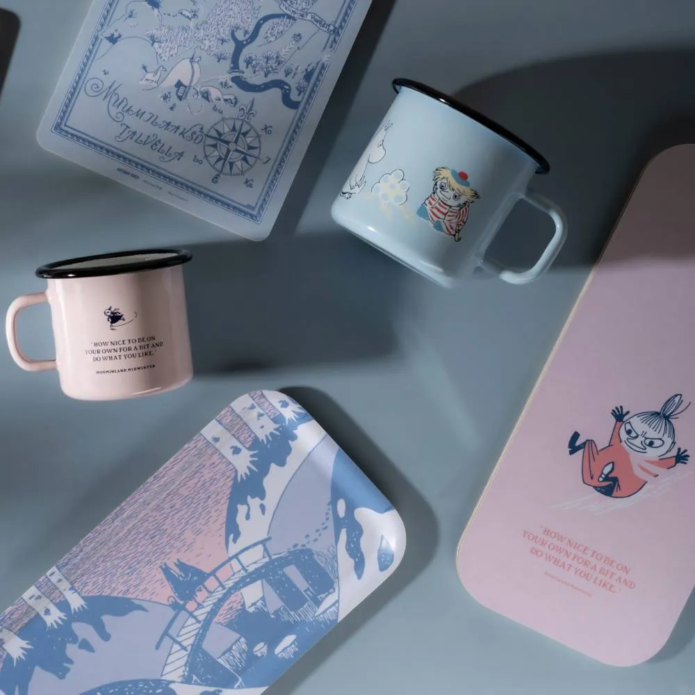 Moomintroll Dreamy Winter mug émail rose